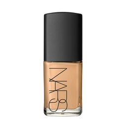 Sheer Glow FoundationSheer Glow Foundation, Pampelune