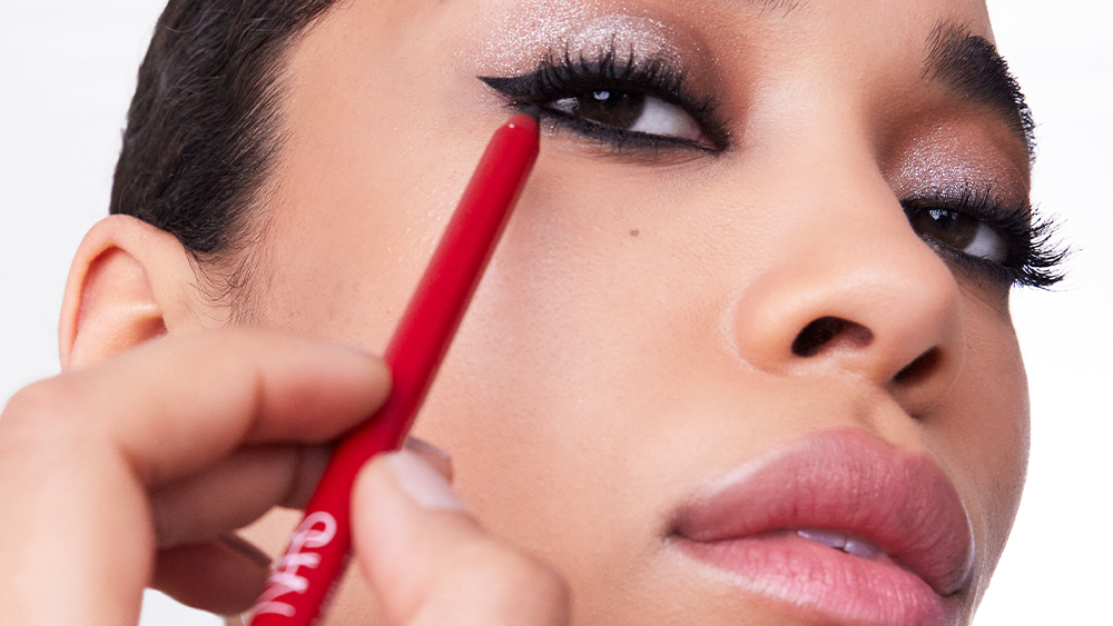 5 pro tips for a smokey eye makeup look